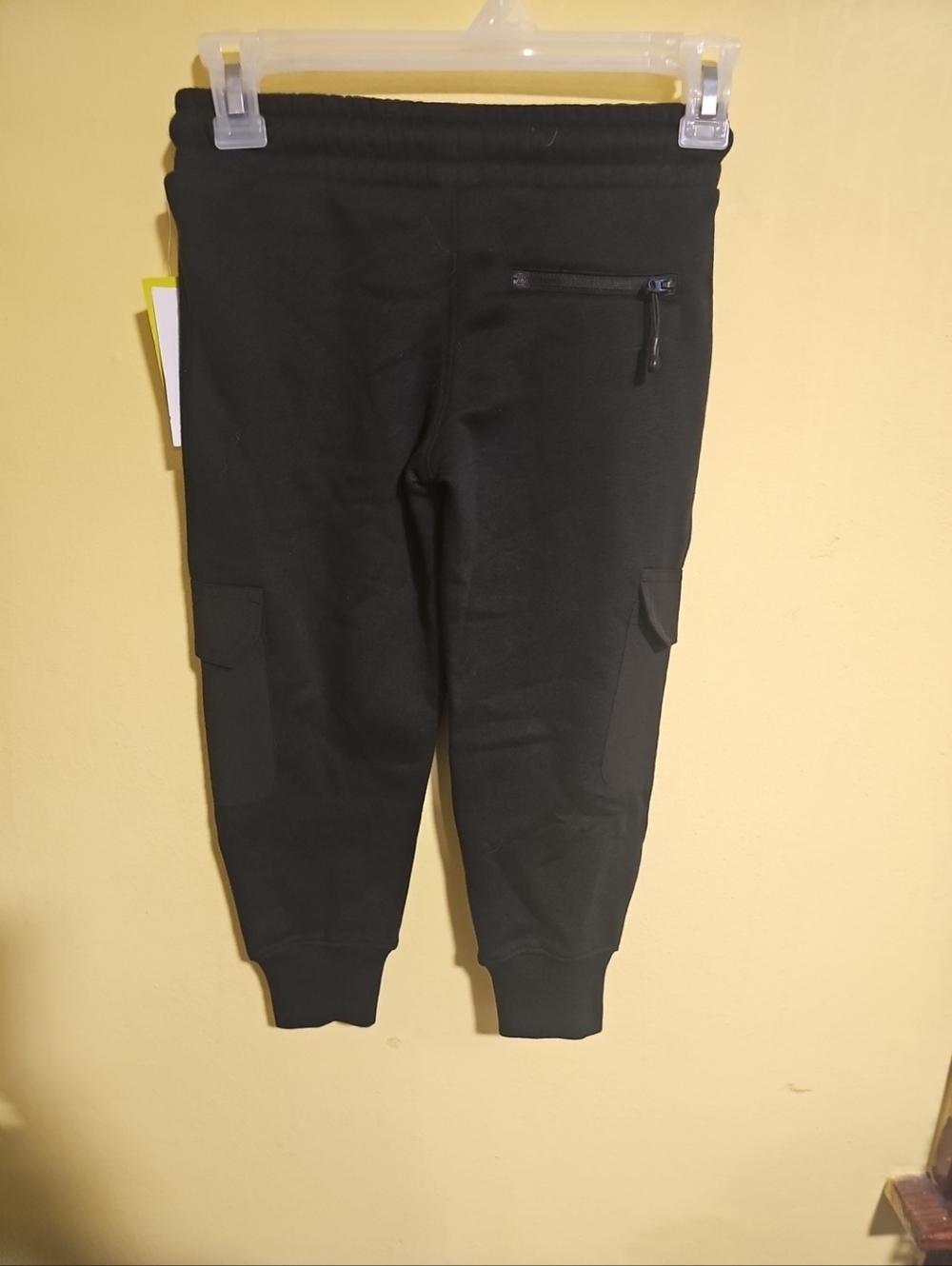 NWT Vively Boys Size XS(5) Black Jogger Sweatpants 2 Leg + 3 Zip Pockets Nice! - Picture 7 of 10